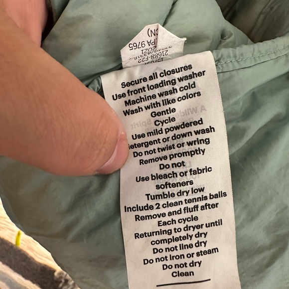 REI Co-op: Magma 850 Down Hooded Jacket
- Women's - 2X - Picture 6 of 11